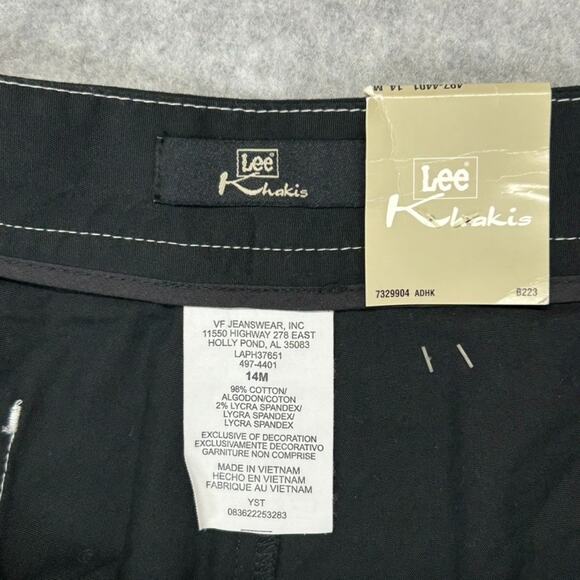 Lee Shorts Womens 14 Black Contrast Trim Stretch Khakis Brand Mid Length NWT $32 - Picture 6 of 14